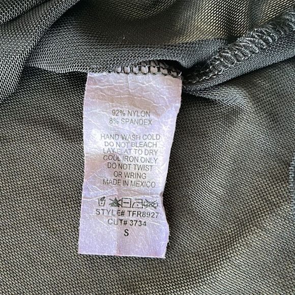 Black mesh rose embroidered shirt size small - Picture 10 of 16